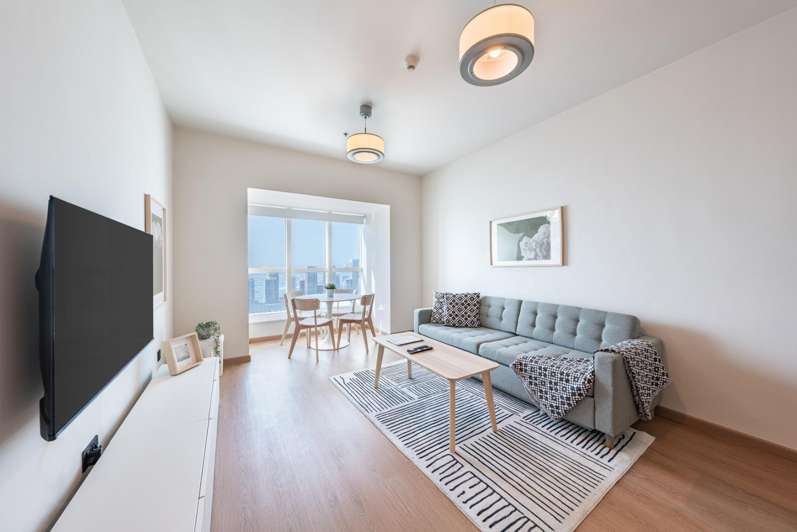 consultation meeting for interior renovation and home upgrades